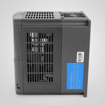 VEVOR 3,0KW luchtkoelingspindelmotor 220V ~ 250V / 300Hz 0-18000RPM roestvrij staal met 3KW 4HP frequentieomvormer 3 fase 208-240V AC SPWM werktemperatuur -10-40℃ omvormerdisplay