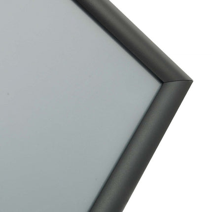 VEVOR Informatiestandaard 420 x 297 mm verticaal en horizontaal verstelbare posterstandaard, robuuste vloerstaande bordhouder met ronde voet voor displays, reclame en buitengebruik zwart