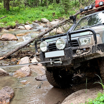VEVOR slingerkabel 9,5 mm x 30,5 m staalkabel 67,6 kN breeksterkte van de kabel bosbouwkabel met draaibare haak hijskabel staalkabel sleepkabel ideaal voor ATV's UTV's auto's SUV's of grote terreinvoertuigen