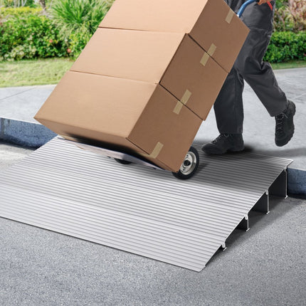 VEVOR Instaphelling 22" x 34" x 4" Rolstoelhelling 800 lbs Laadvermogen Toegangshelling van aluminiumlegering Stoeprand Modulair ontwerp Drempelhelling Antislip aluminium oprit