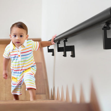 VEVOR Leuning Gemakkelijk te onderhouden trapleuning van aluminiumlegering 2133,6 mm balustrade Trap 199,6 kg Draagvermogen 806-333-806 mm Afstand tussen de kolommen Borstwering Balkonleuning