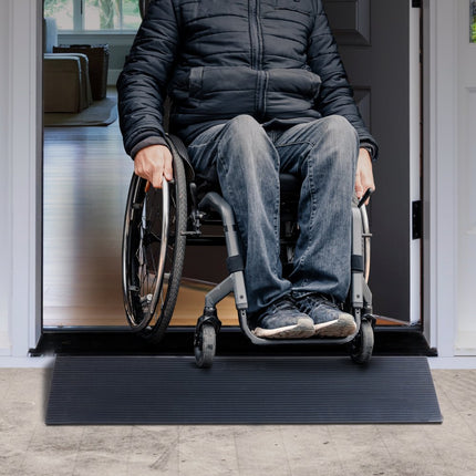 VEVOR drempeloprijplaat massief rubberen deurdrempeloprijplaat max draagvermogen tot 15 ton stoeprandoprijplaat 90x20x3cm rolstoeloprijplaat met