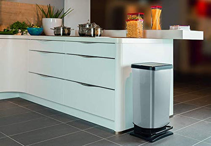 Derins 40l mit Pedal und Deckel, Kunststoff (PP) BPA-frei, silber metallic, 40 Liter (35,3 x 29,5 x 67,6 cm)